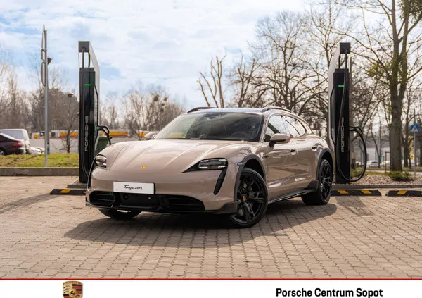 samochody osobowe Porsche Taycan cena 599900 przebieg: 7500, rok produkcji 2022 z Nieszawa